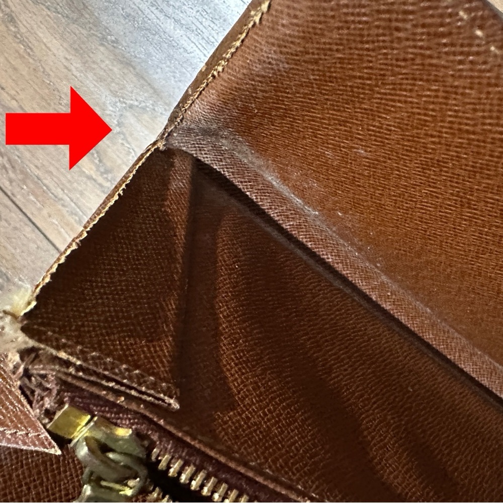 AUTHENTIC Louis Vuitton wallet. Monogram pattern. - Picture 12 of 12
